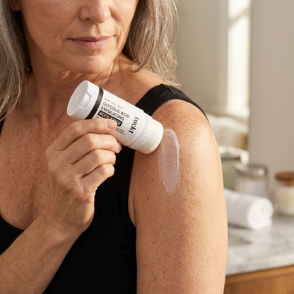 Smoothen your Skin out with Tuckt Body Stick